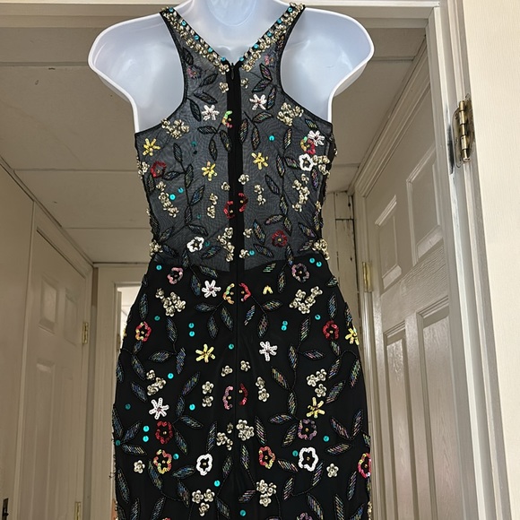 Promdress worn once . Beautiful beading and sequins thru out altered to fit 5’2 - Picture 8 of 9